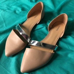 NWOT Express Nude Pointed-Toe D’Orsay Flat Size 10